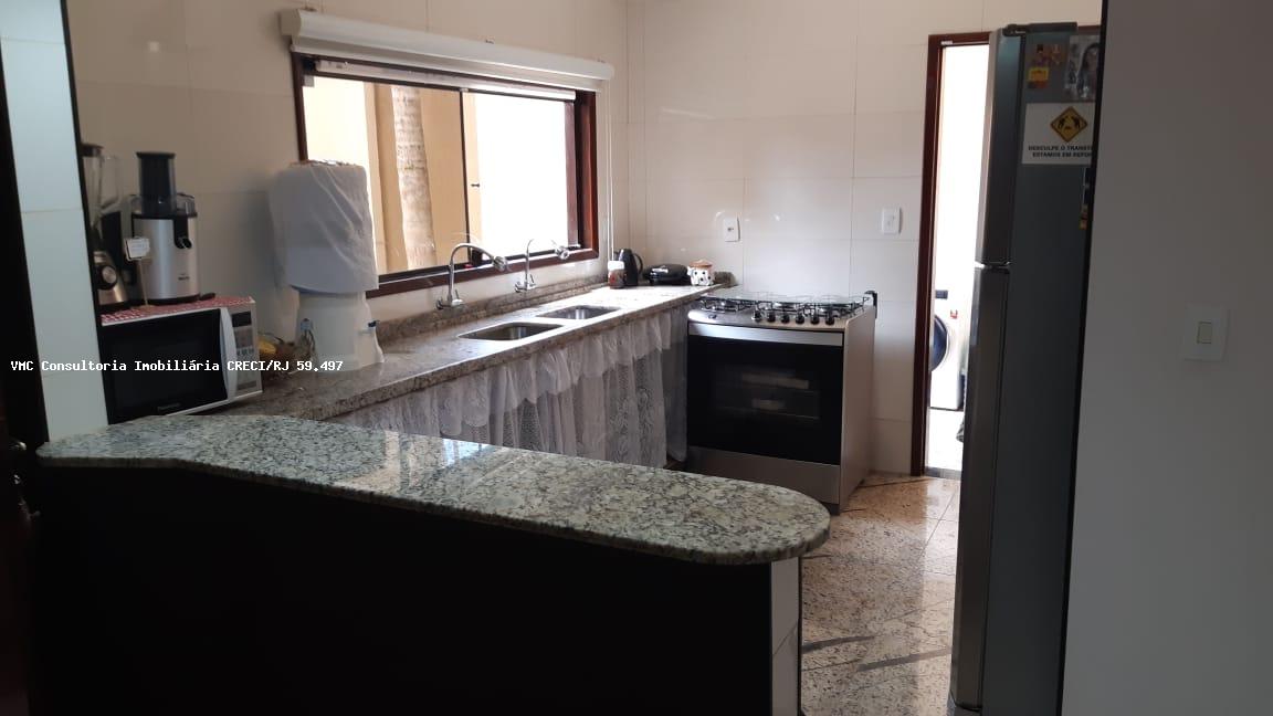 Sobrado à venda com 3 quartos, 480m² - Foto 16