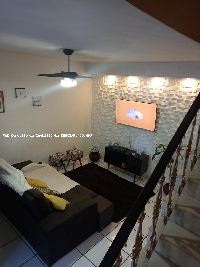 Casa à venda com 2 quartos, 79m² - Foto 5