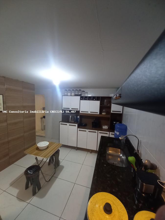 Casa à venda com 2 quartos, 79m² - Foto 13