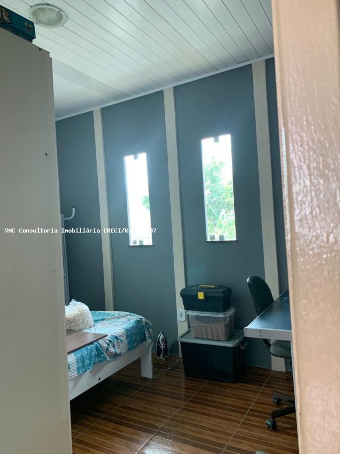 Casa à venda com 6 quartos, 600m² - Foto 17