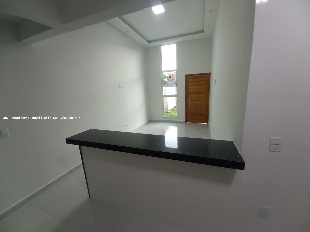 Casa à venda com 3 quartos, 240m² - Foto 11