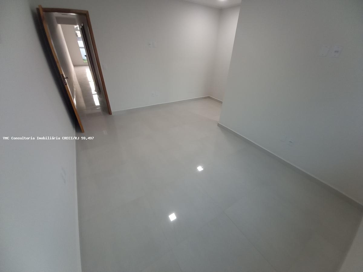 Casa à venda com 3 quartos, 240m² - Foto 27