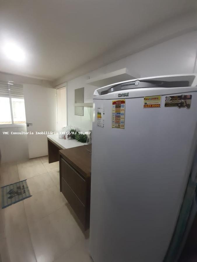 Apartamento para alugar com 2 quartos, 60m² - Foto 13