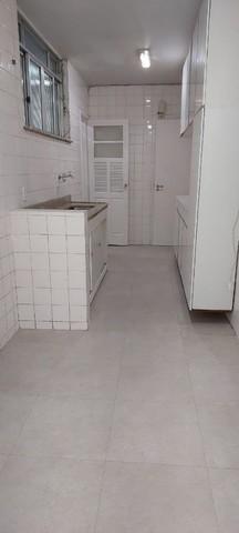 Apartamento à venda com 4 quartos, 220m² - Foto 16