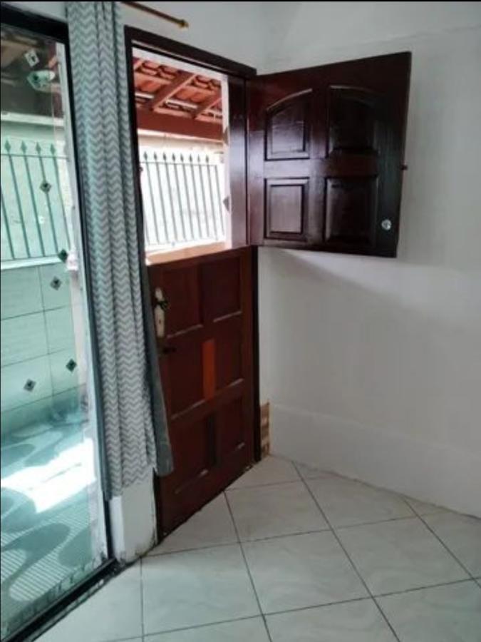 Casa à venda com 2 quartos, 60m² - Foto 5