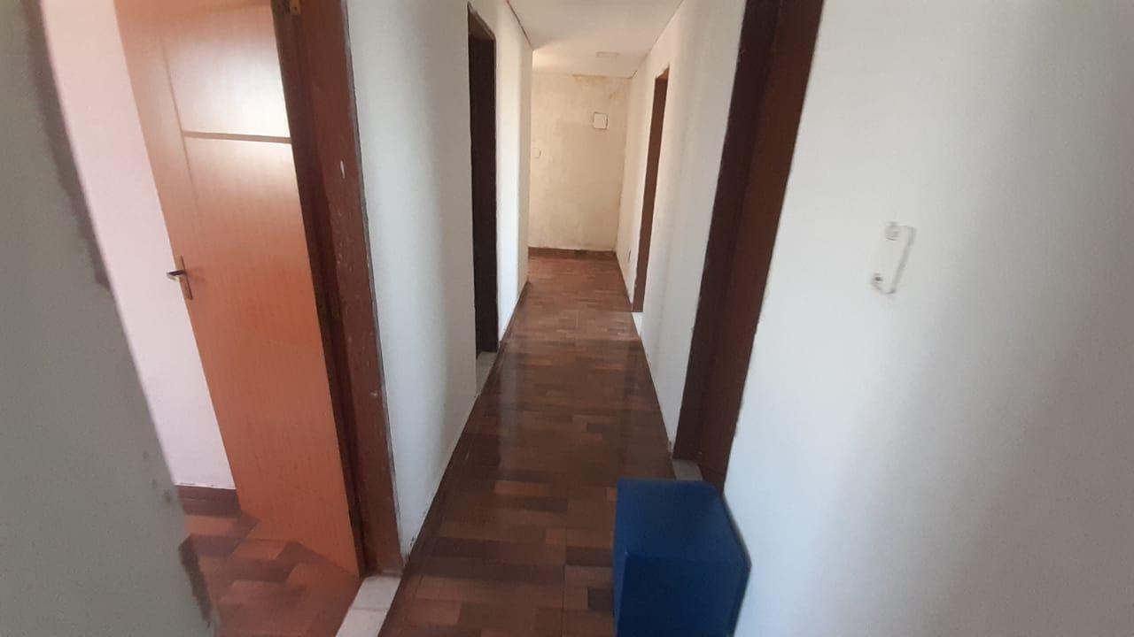 Casa à venda com 5 quartos, 360m² - Foto 25