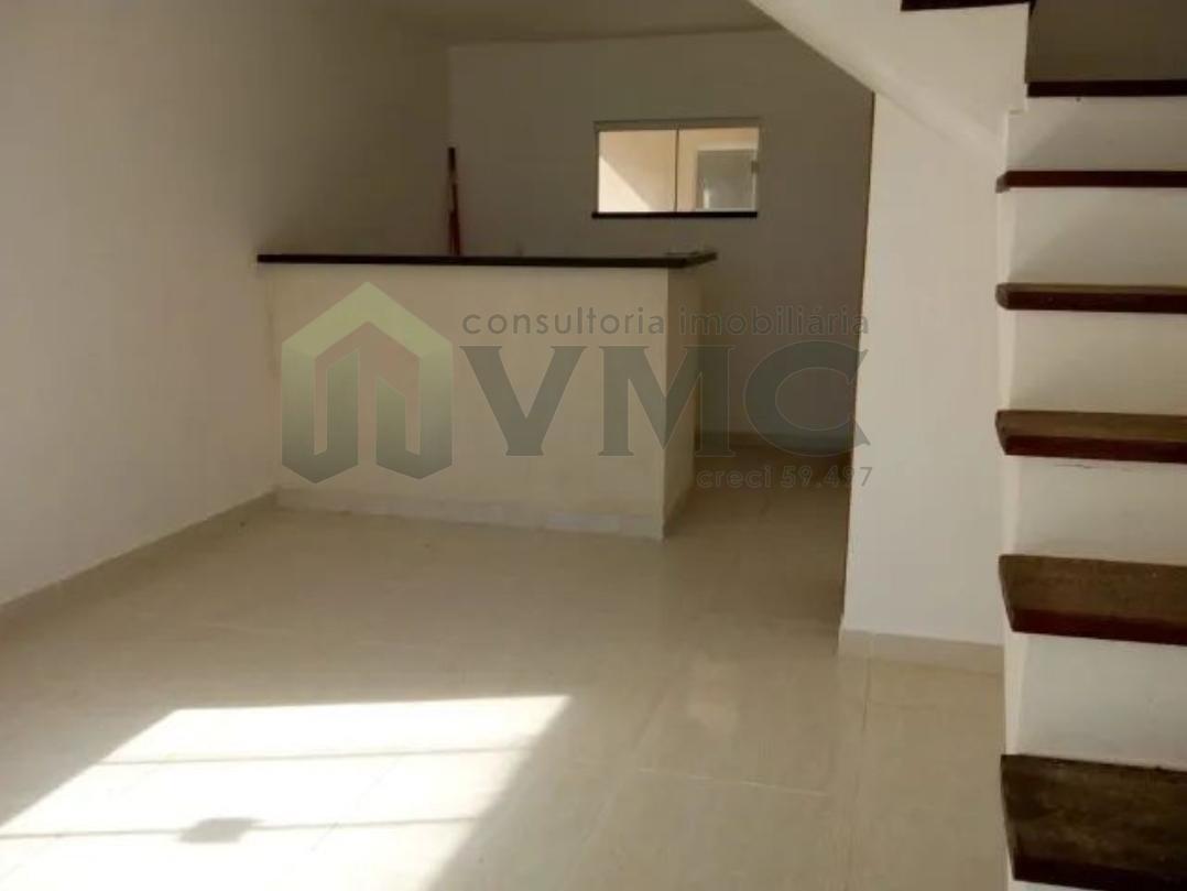 Casa à venda com 2 quartos, 135m² - Foto 4