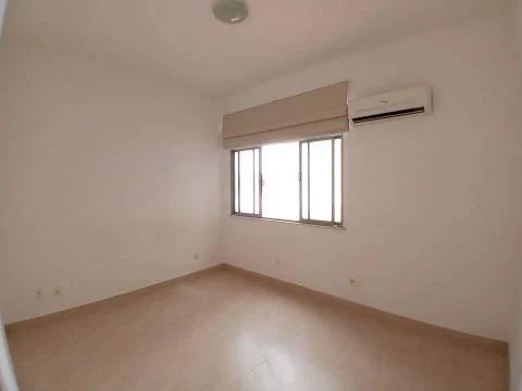 Apartamento à venda com 2 quartos, 70m² - Foto 7