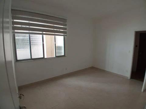 Apartamento à venda com 2 quartos, 70m² - Foto 5