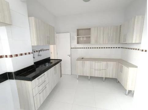 Apartamento à venda com 2 quartos, 70m² - Foto 15