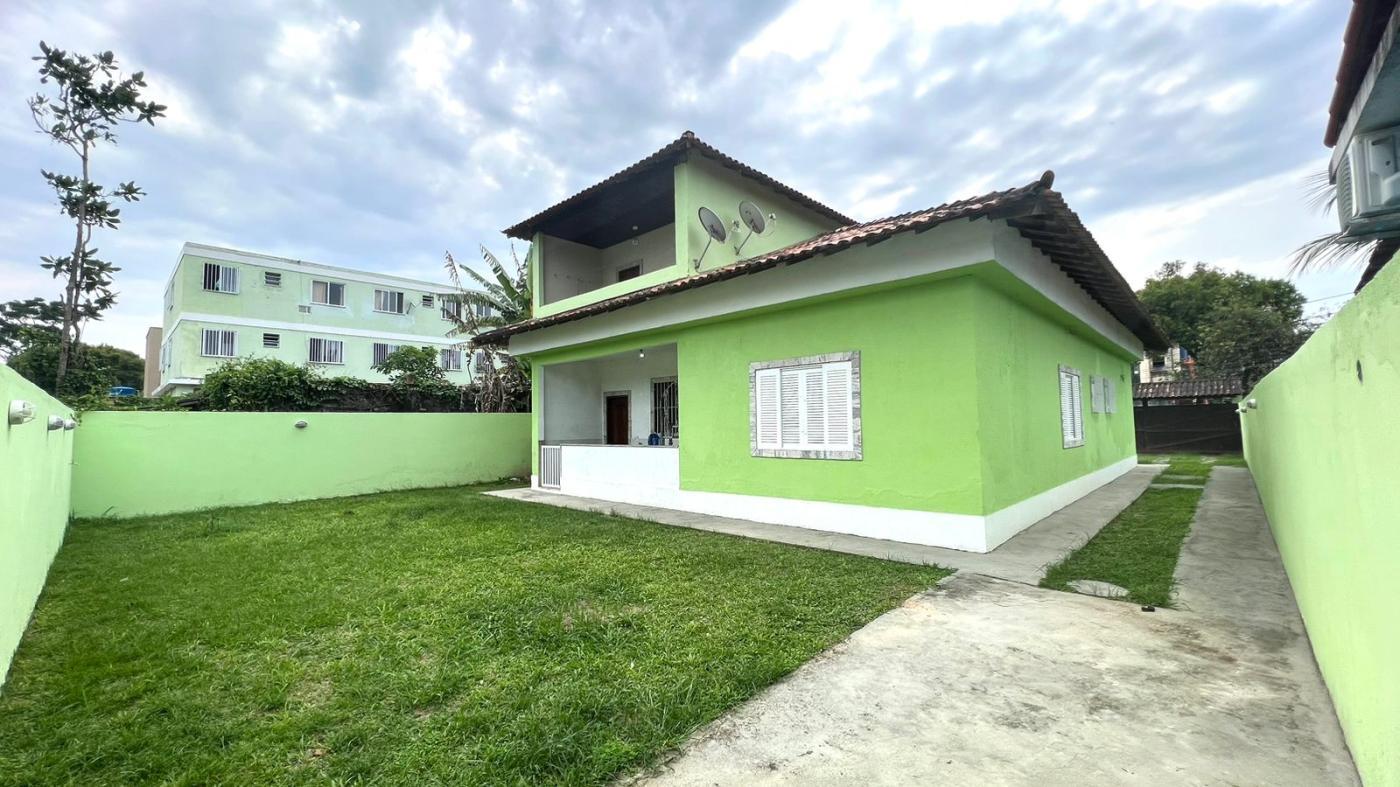 Casa à venda com 3 quartos, 420m² - Foto 2