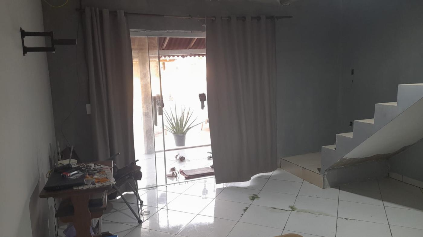 Casa à venda com 2 quartos, 300m² - Foto 11