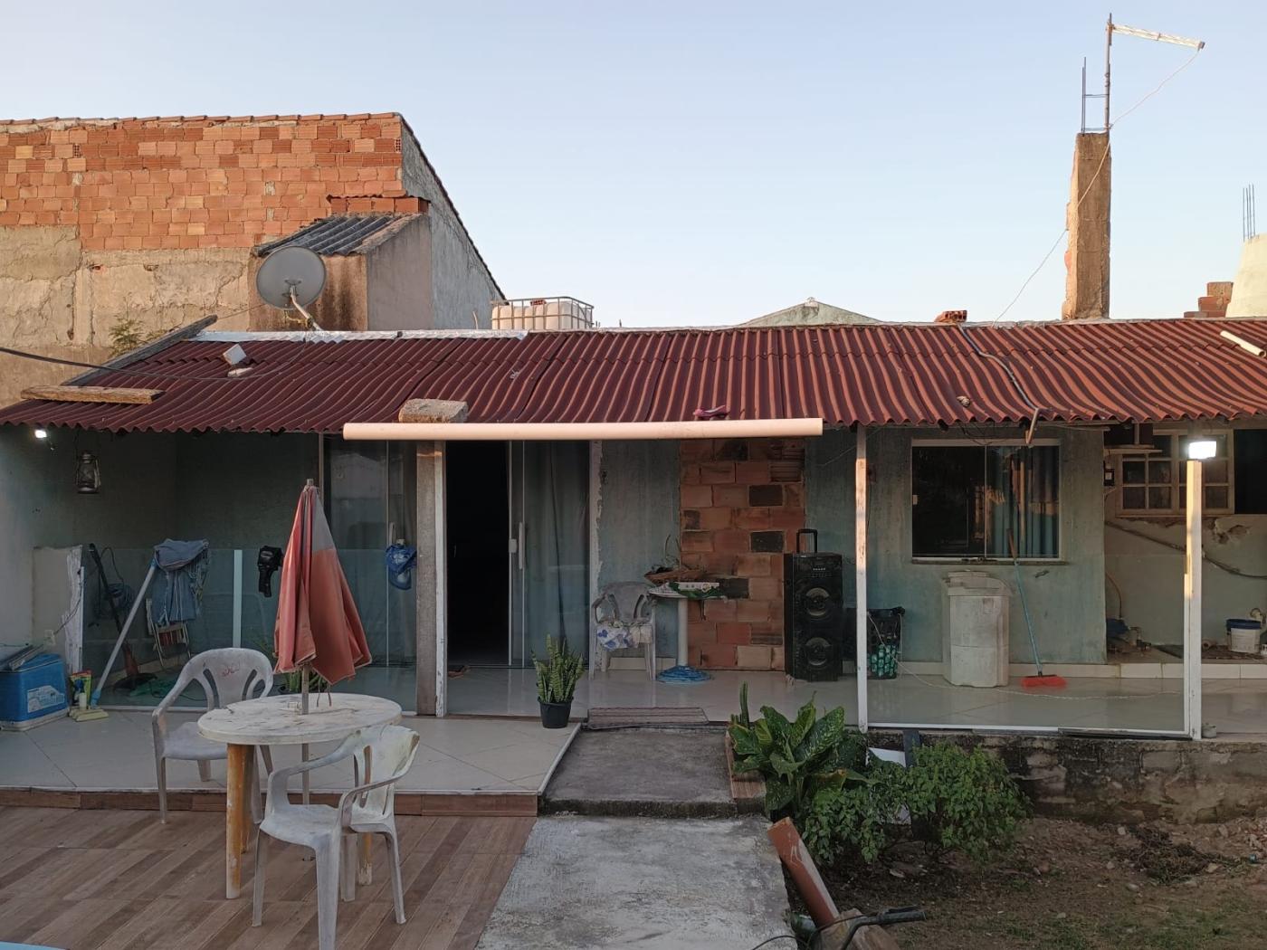 Casa à venda com 2 quartos, 300m² - Foto 10