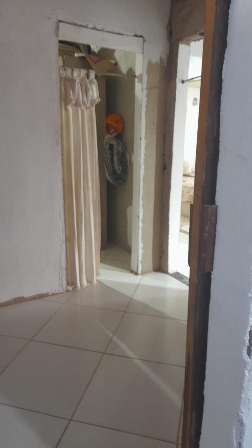 Casa à venda com 2 quartos, 300m² - Foto 17