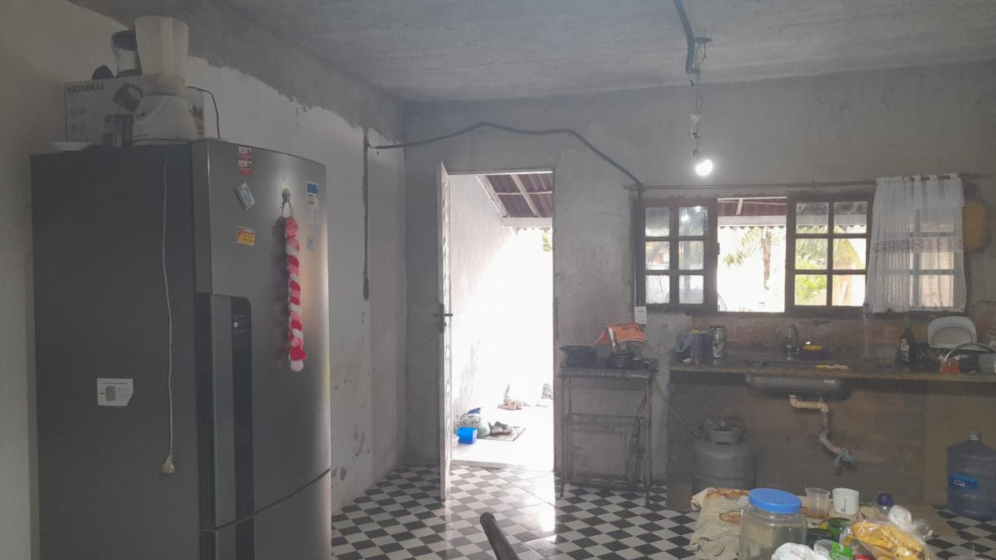 Casa à venda com 2 quartos, 300m² - Foto 18