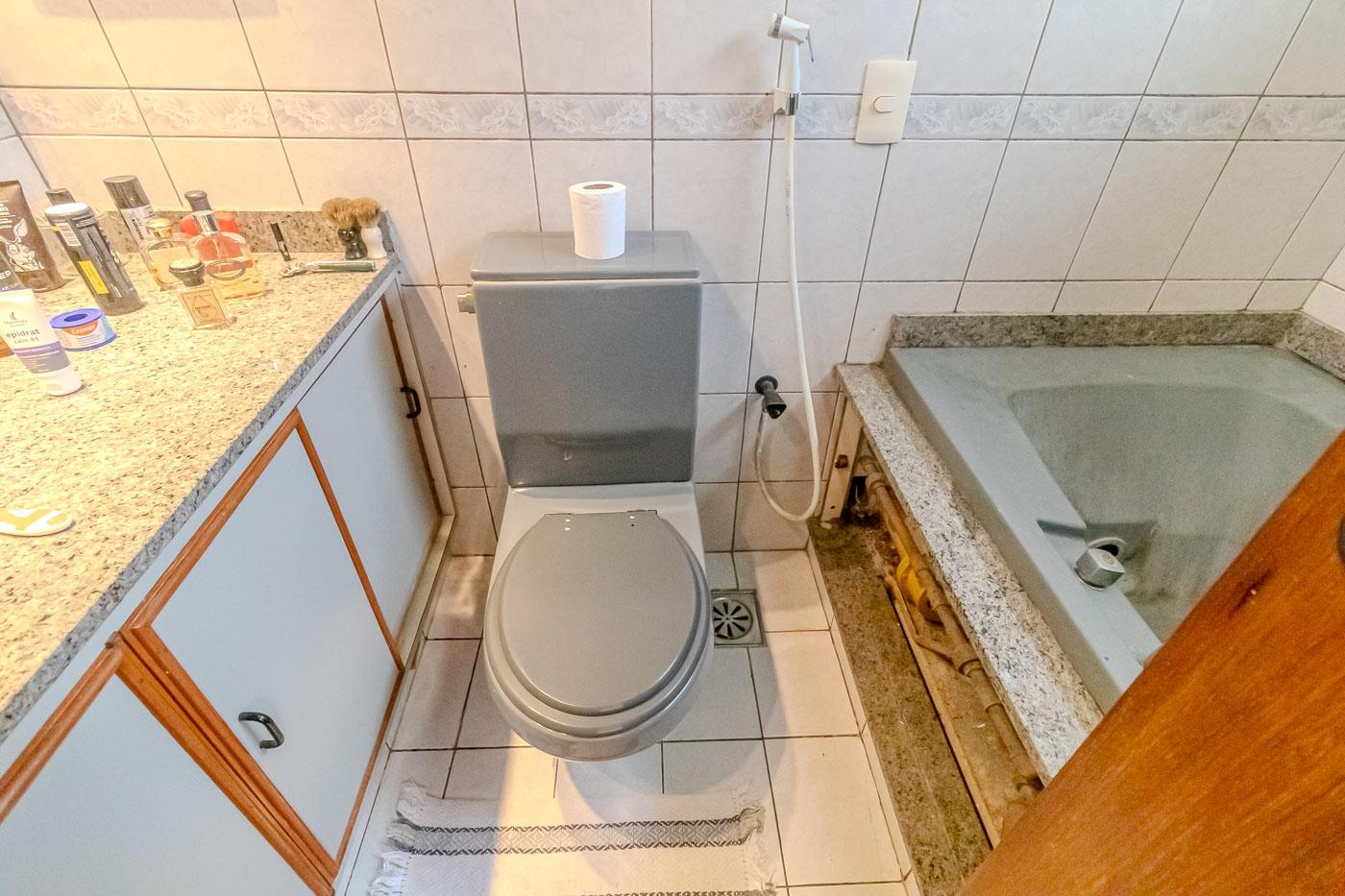 Apartamento à venda com 3 quartos, 137m² - Foto 28