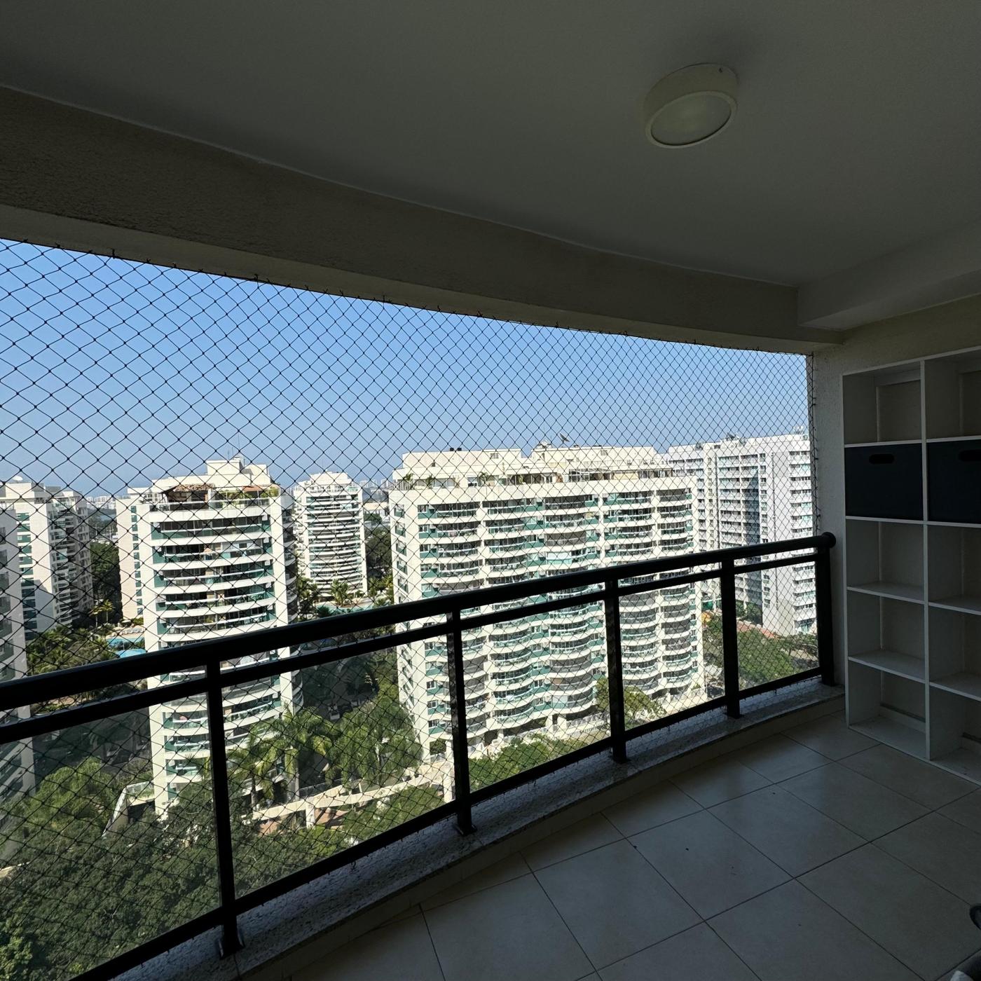 Apartamento à venda com 3 quartos, 89m² - Foto 2