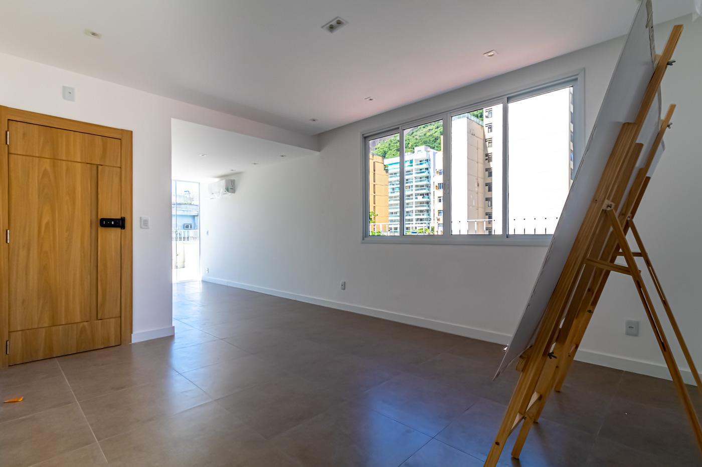 Casa à venda com 3 quartos, 237m² - Foto 10