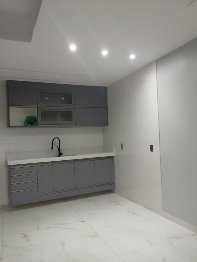 Casa à venda com 2 quartos, 100m² - Foto 6