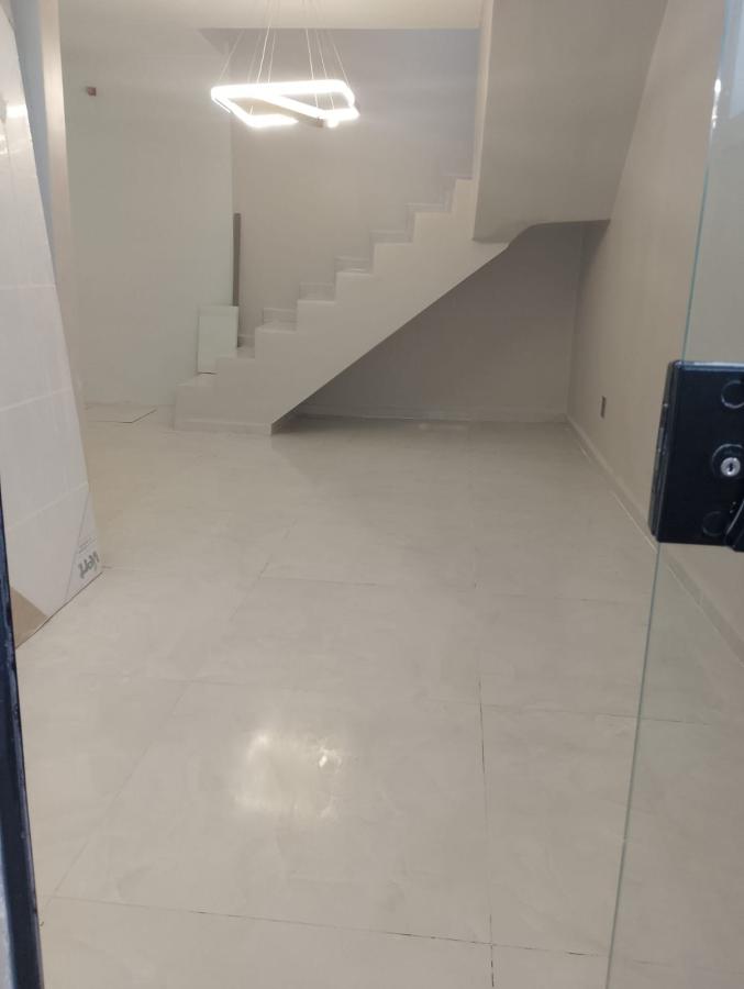 Casa à venda com 2 quartos, 100m² - Foto 4