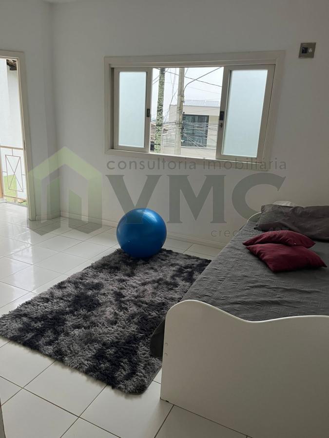 Casa à venda com 4 quartos, 250m² - Foto 19