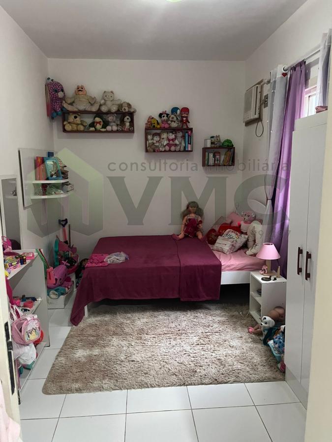 Casa à venda com 4 quartos, 250m² - Foto 26